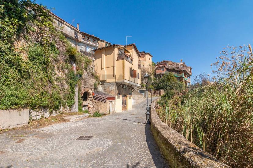 Casa indipendente in Via del Lavatoricchio Snc, Morlupo