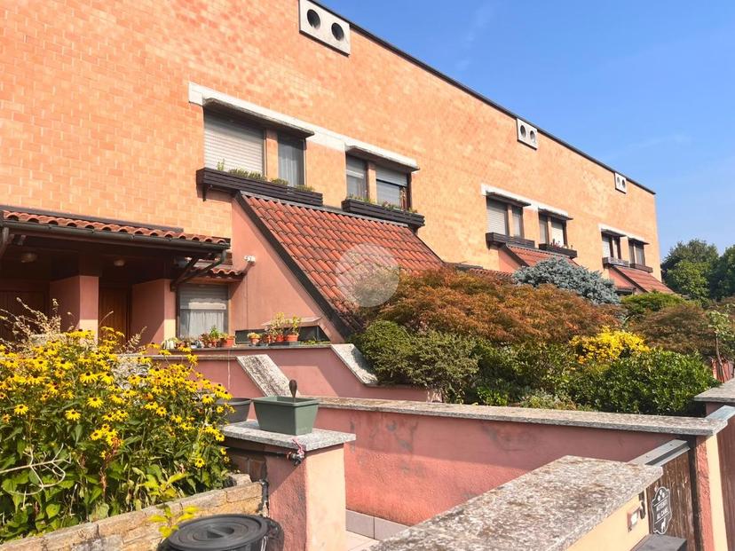 Villa a schiera in Corso Italia 18, Gassino Torinese