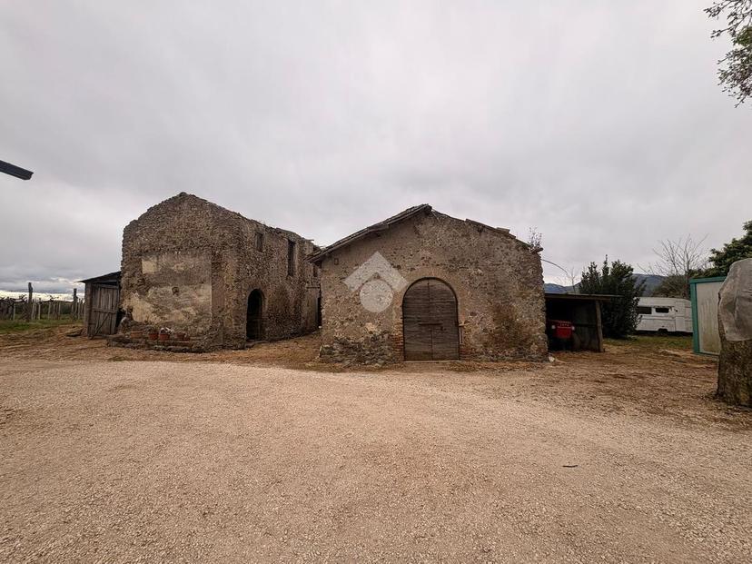 Rustico in Via Marco Polo 9, Lariano