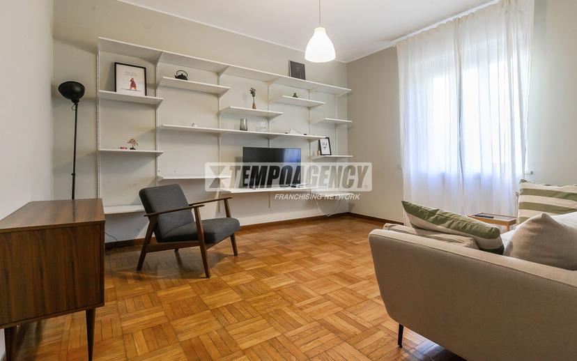 Trilocale in Via Cola di Rienzo 36/Ele, Milano