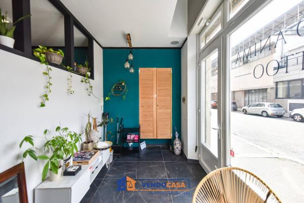 Bilocale in Via La Loggia 27/d, Torino