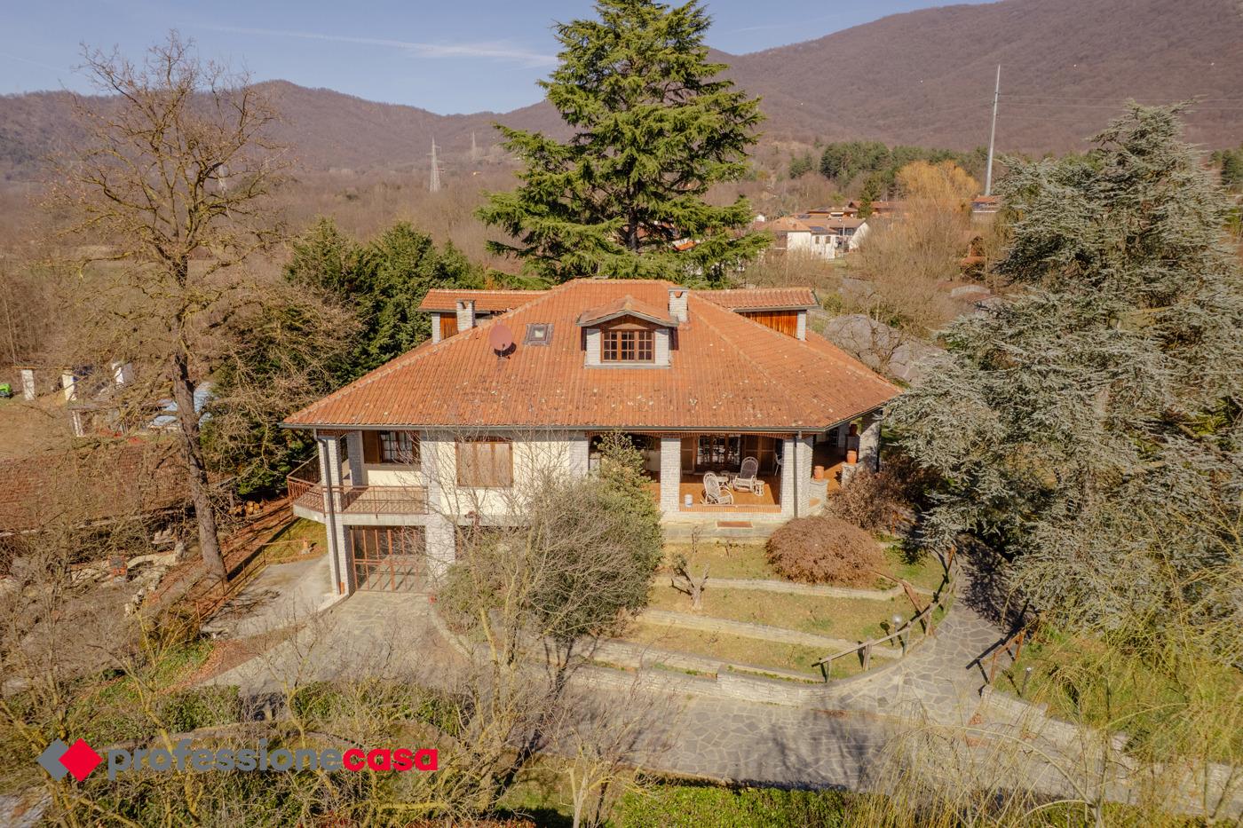 Villa bifamiliare in Regione Maritani 3, Piossasco