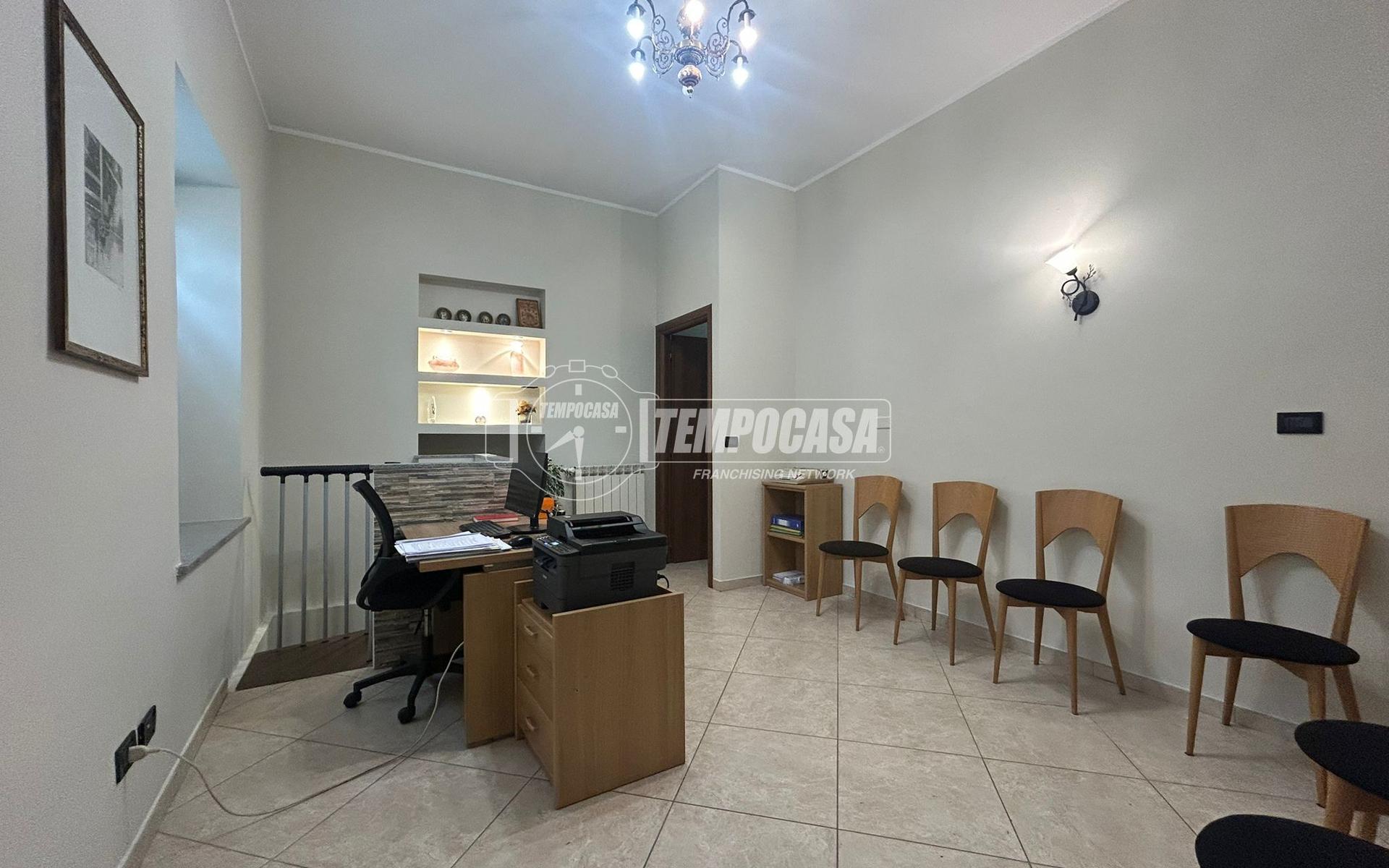Trilocale in Via a. Abegg 18, Borgone Susa