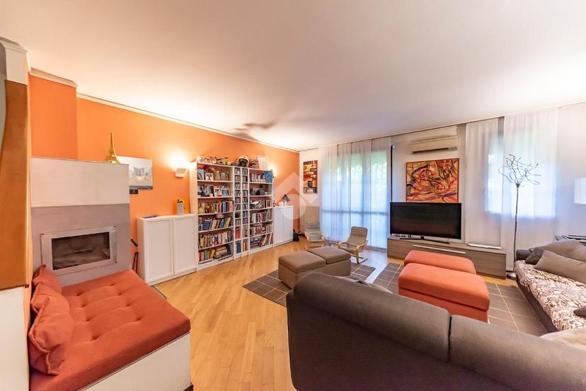 Villa a schiera in Via Walter Tobagi 1, Arese — foto 3 di 5