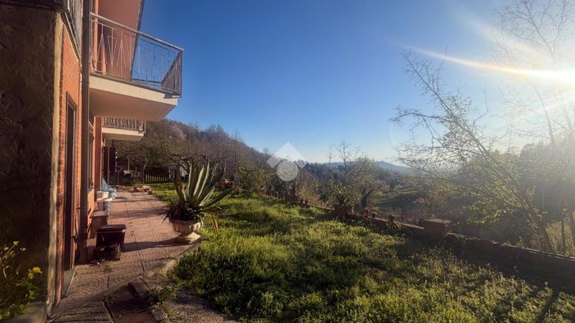 Villa in Strada San Raffaele 8, Castagneto Po — foto 2 di 5