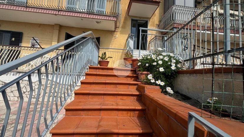 Quadrilocale in Via Monterusso 90, Pozzuoli — foto 2 di 5