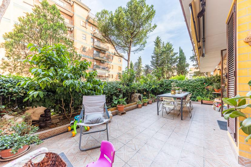 Quadrilocale in Piazza Moscatelli, Mentana
