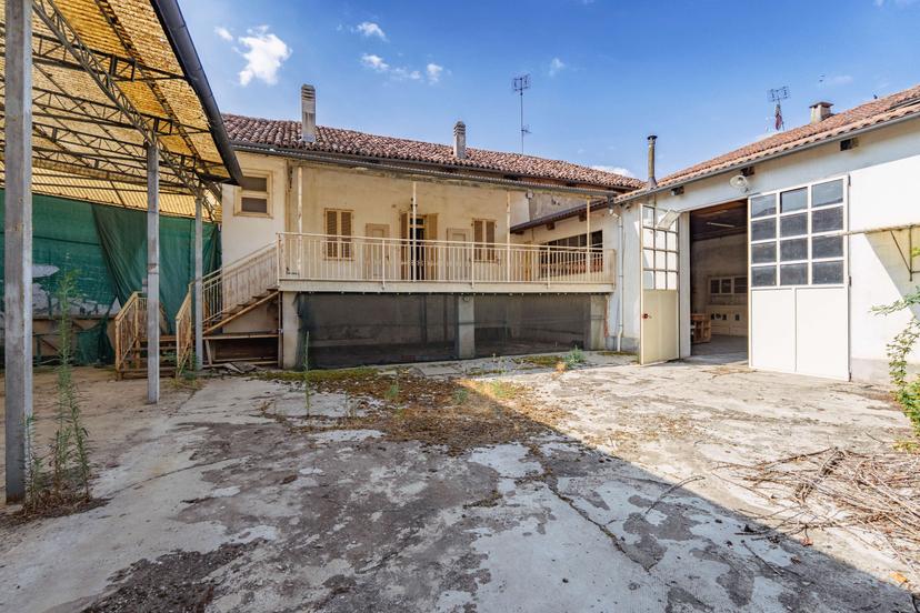 Rustico in Via Luisia 4, Vigone