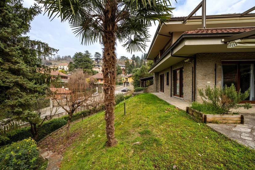 Villa in Strada Comunale di Cavoretto, 59, Torino — foto 4 di 5