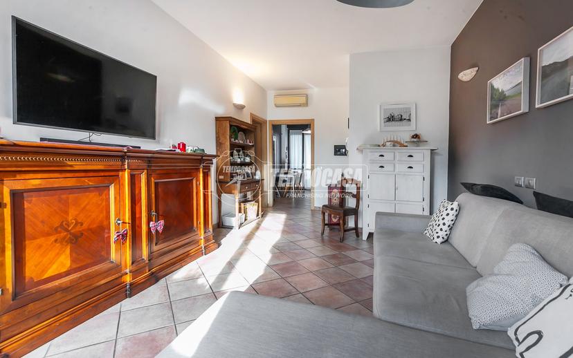 Quadrilocale in Via Giuseppe Mazzini 37, Cormano — foto 3 di 5
