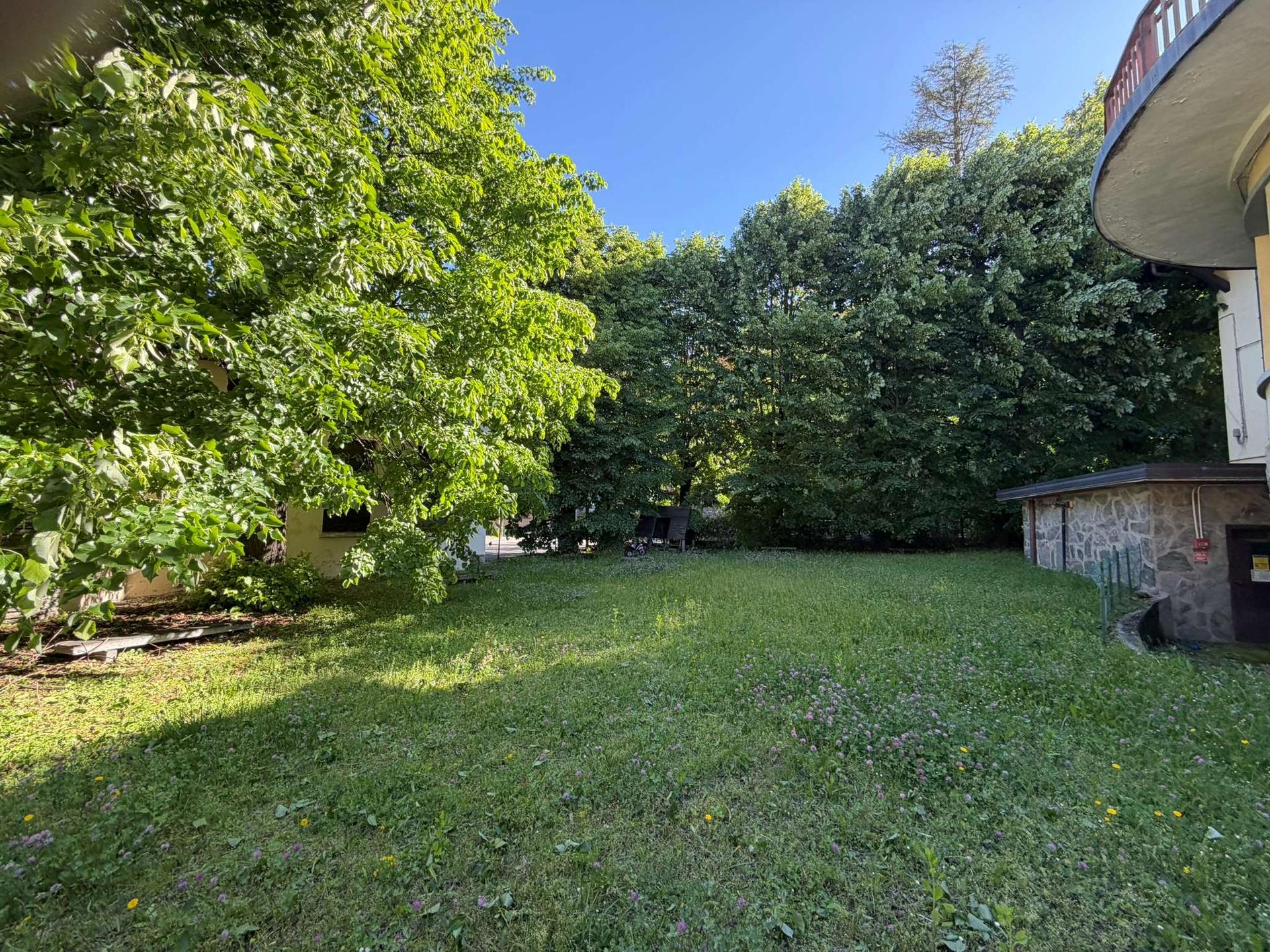 Villa in Viale Agnelli  14, Villar Perosa