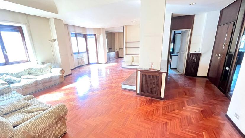 Appartamento in Via Flaminia, Roma