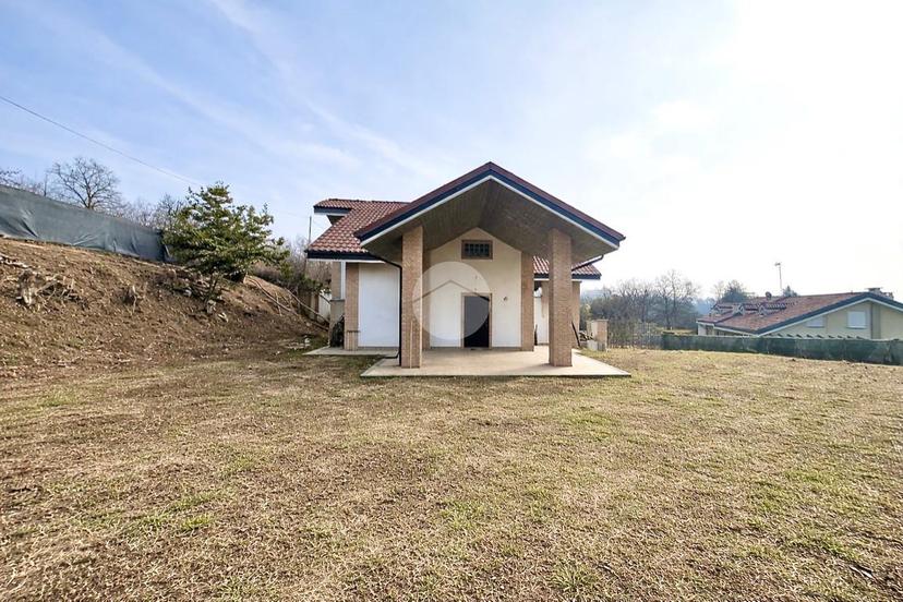 Casa indipendente in Via Salvareggio 2, Reano — foto 2 di 5