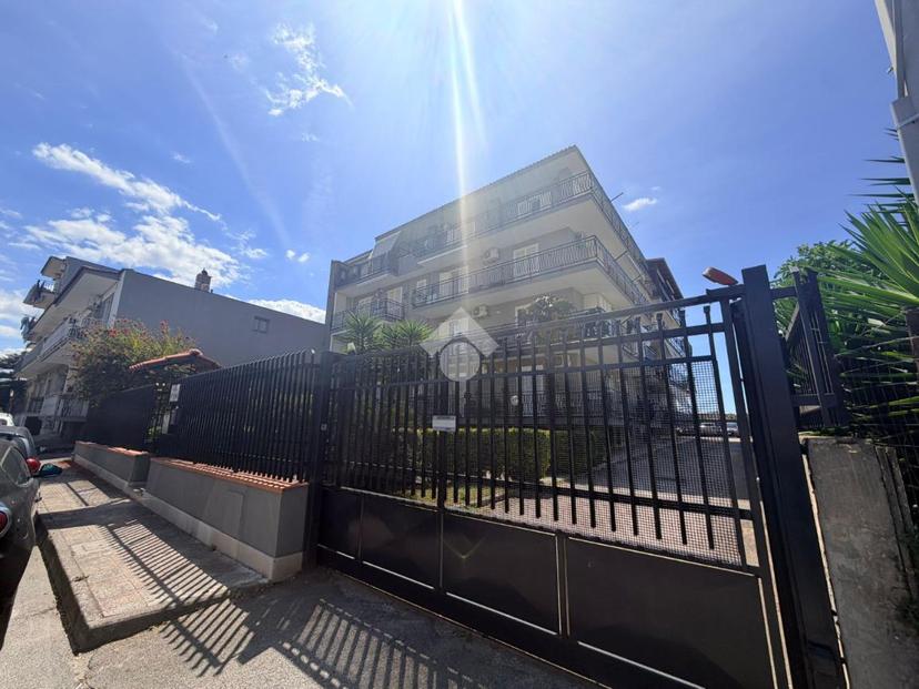 Trilocale in Via Filichito 66, Volla — foto 2 di 5