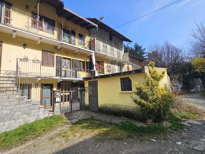 Trilocale in Borgo Pracchio 5, Chiusa di San Michele — foto 2 di 5