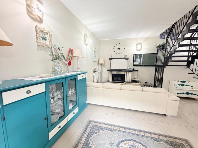 Villa in Via Michelangelo 11, Mugnano di Napoli — foto 3 di 5