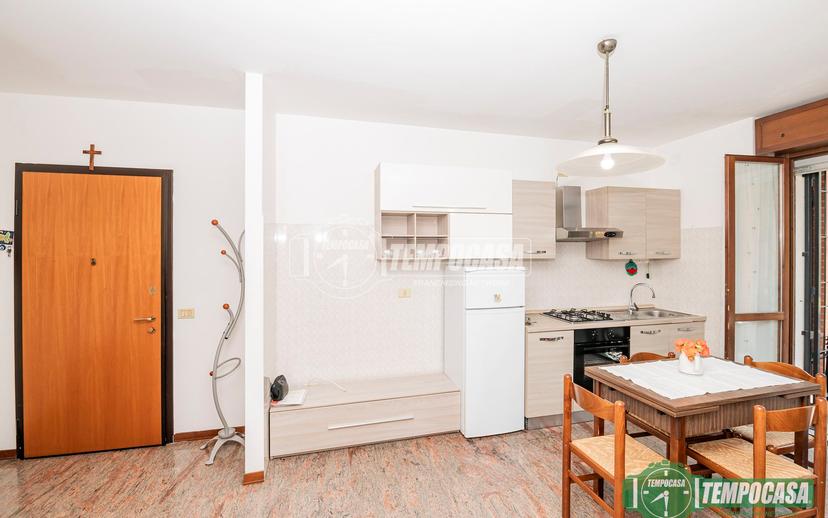 Bilocale in Via Don Candiani, San Donato Milanese