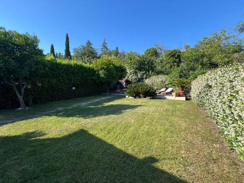 Villa a schiera in Via Casal Selce 383, Roma