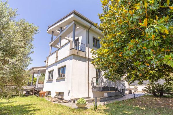 Villa in Viale dei Pini 5, Genzano di Roma — foto 3 di 5