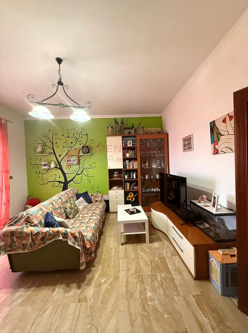 Trilocale in Via Partanna, Roma