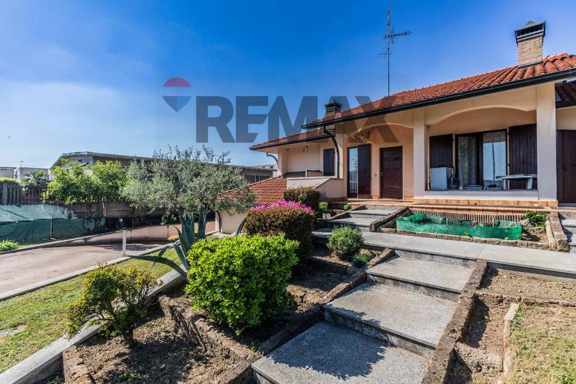Villa in Via Settembrini 27, Lainate — foto 5 di 5