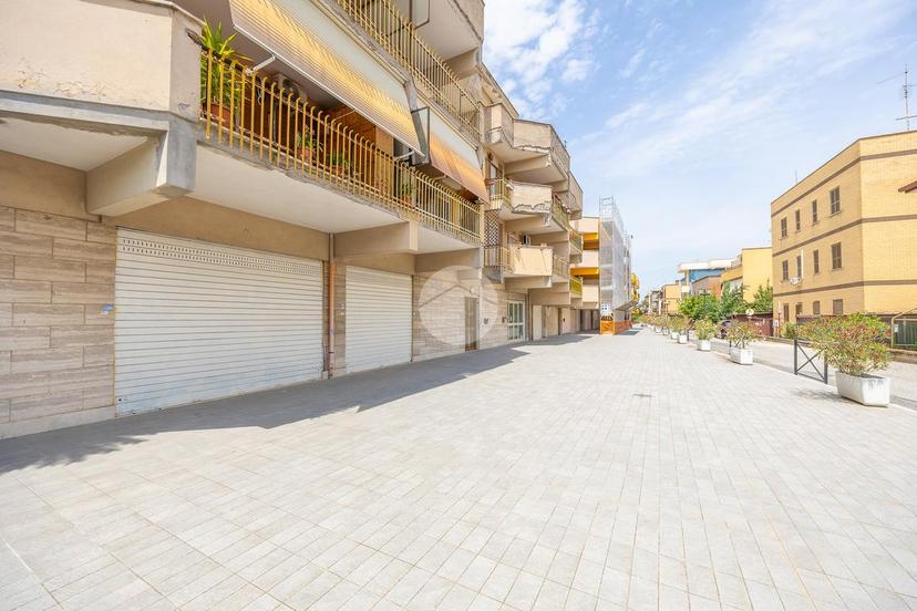 Trilocale in Strada degli Orti 96, Tivoli