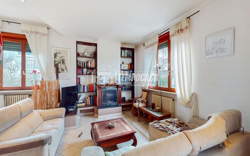 Appartamento in Via Merlino 2/4, Sangano