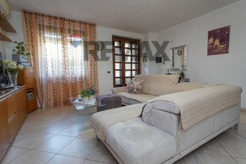 Villa a schiera in Via Sant'Innocenzo 27, Pozzuolo Martesana — foto 3 di 5