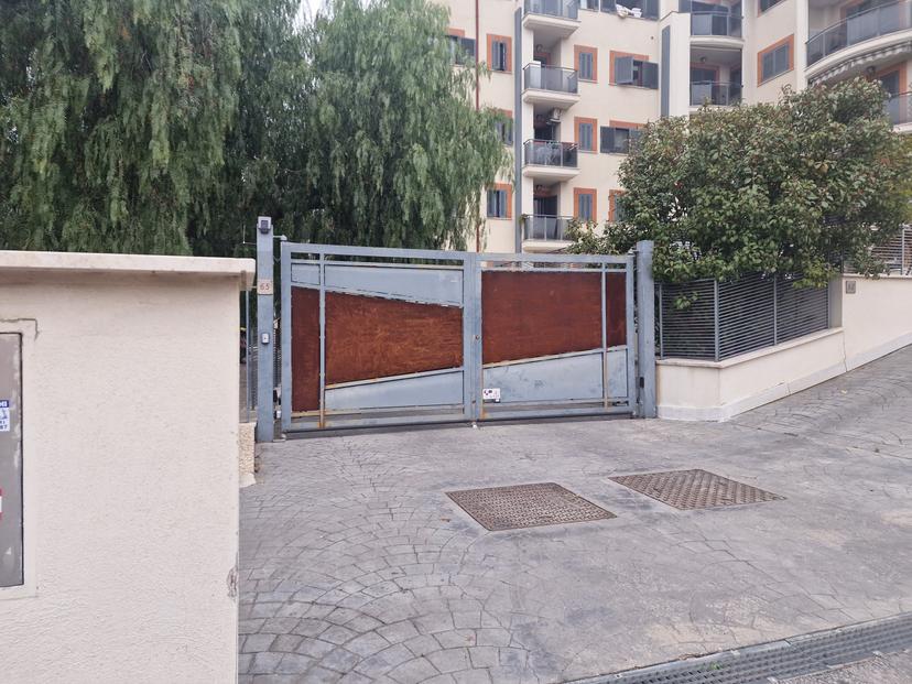 Appartamento in Via Giacinto Bicurin 65, Roma