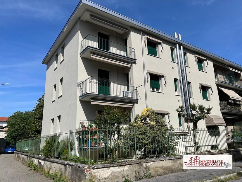 Quadrilocale in Via Villaggio Saffa 4, Magenta