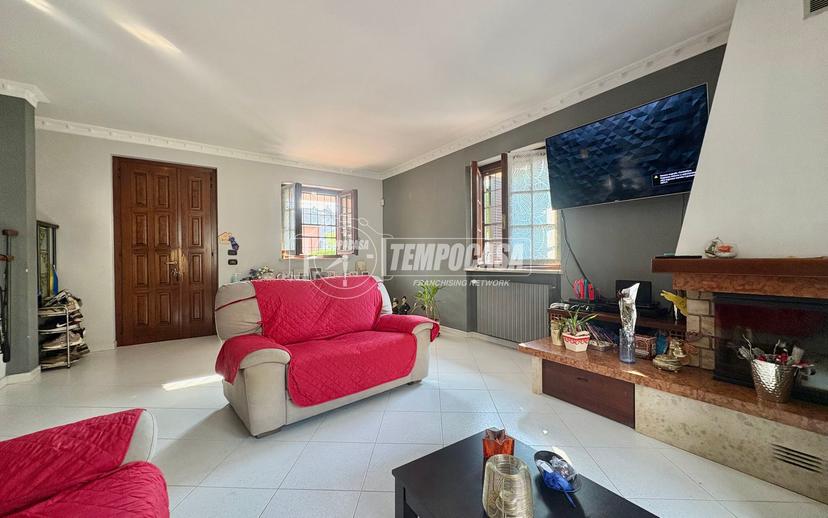 Casa indipendente in Via San Vittore, Rivalta di Torino — foto 2 di 5