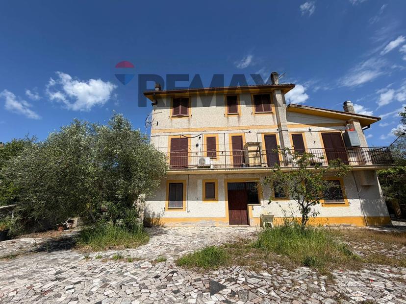 Quadrilocale in Località Castagnano, Civitella San Paolo — foto 3 di 5