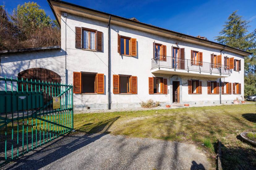 Casa indipendente in Strada Ponte Verde, Torino — foto 2 di 5
