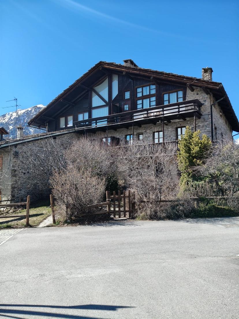 Appartamento in Strada Sansicario Borgo, Cesana Torinese