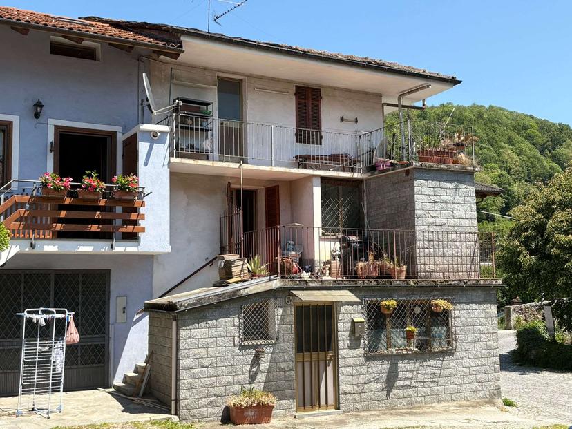 Casa indipendente in Via Grandubbione 15, Pinasca — foto 2 di 5