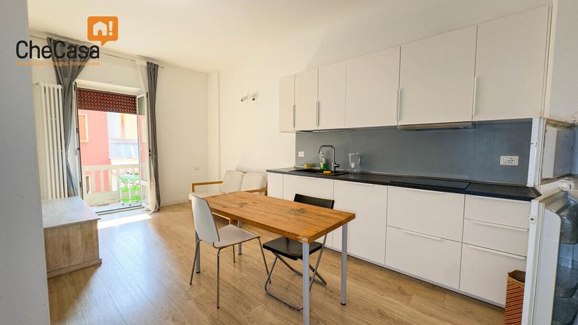 Trilocale in Via Piattoli 3, Milano