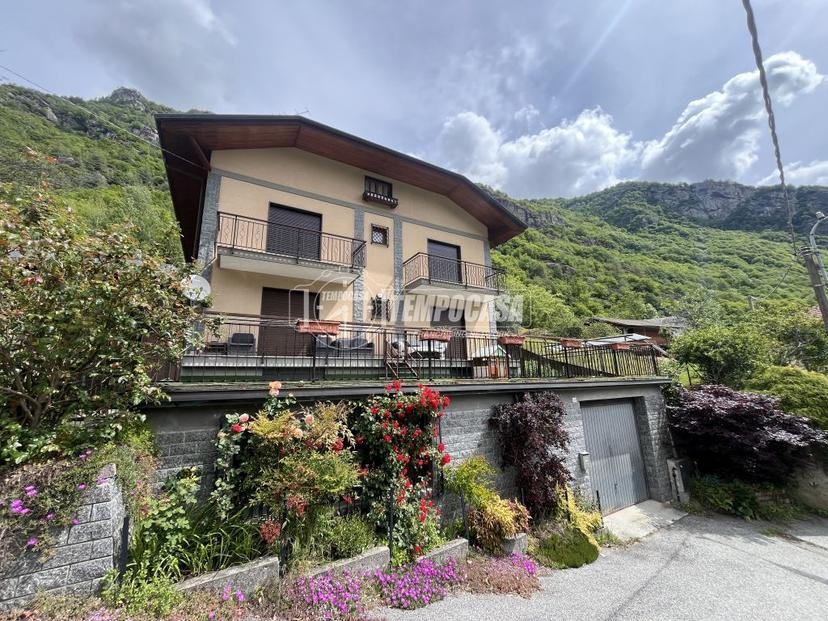 Casa indipendente in Frazione Casetti 142, Locana — foto 2 di 5