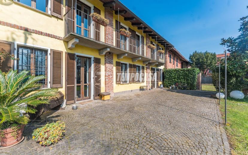 Villa a schiera in Via Verbano 22, Abbiategrasso — foto 2 di 5