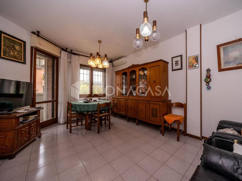 Appartamento in Via Marzabotto 15 Pal.2, Casalecchio di Reno — foto 2 di 5
