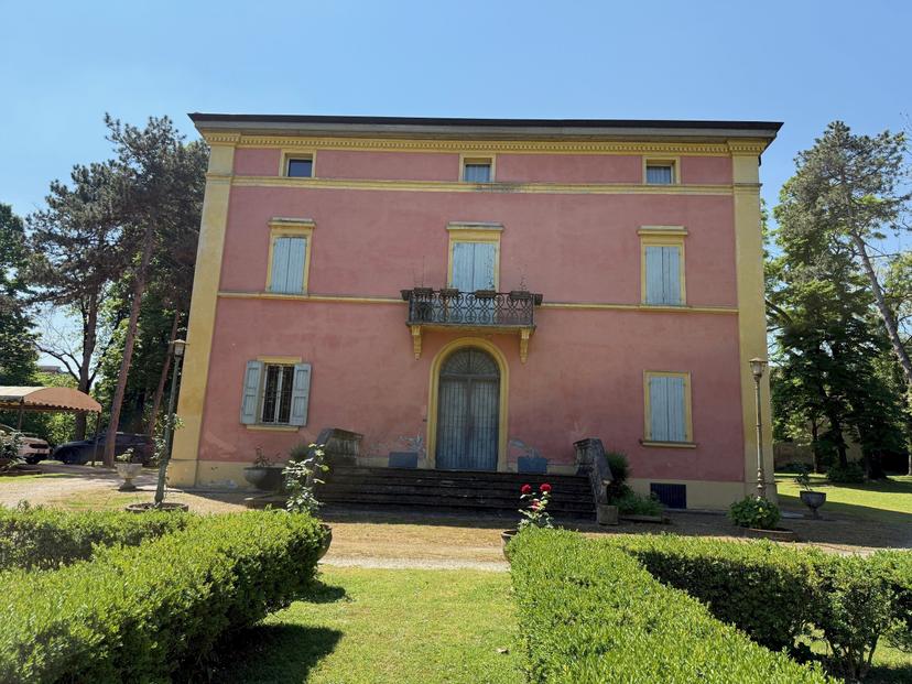 Villa storica, Castel San Pietro Terme — foto 2 di 5