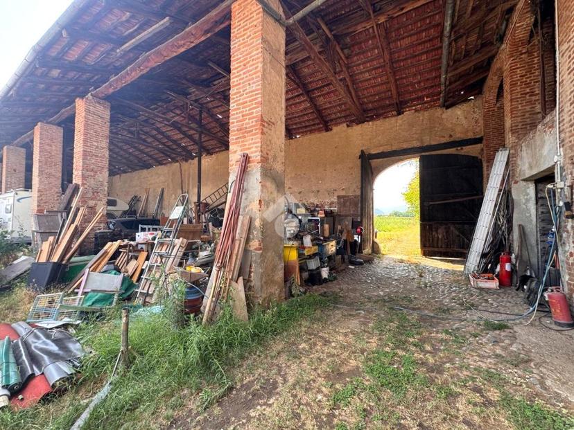 Rustico in Via Alfieri 16, Rivalta di Torino