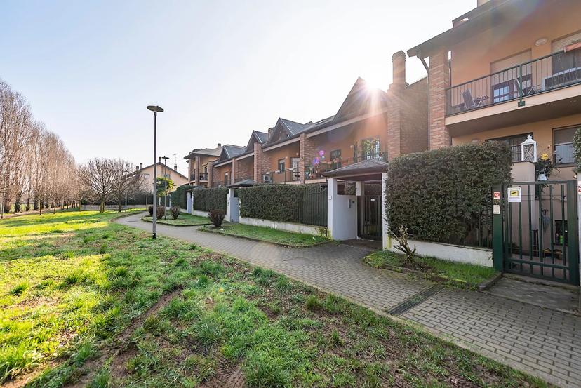 Villa in Via Biringhello, 15/B, Lainate — foto 4 di 5