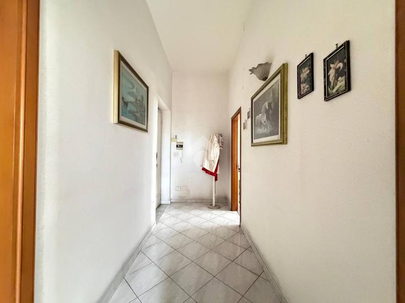 Trilocale in Via Carlo Maria Rosini 51, Pozzuoli