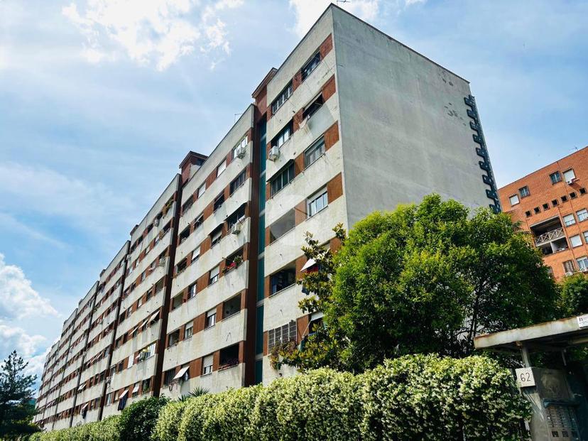 Trilocale in Via Giorgio De Chirico 62, Roma
