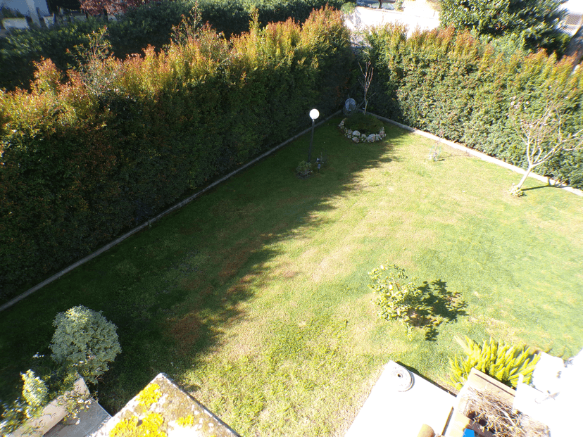 Villa bifamiliare in Viale del Pesco, Anzio