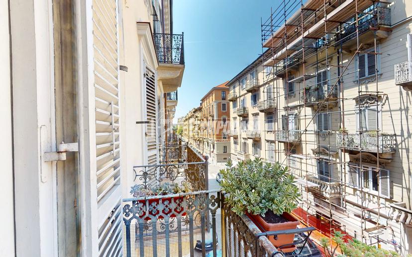 Trilocale in Via Francesco Morosini 3, Torino