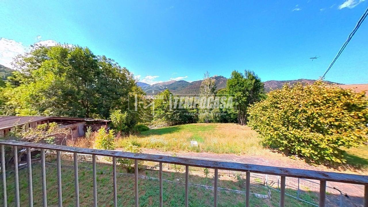 Casa indipendente in Strada Provinciale 1 Dir 4 27, Traves