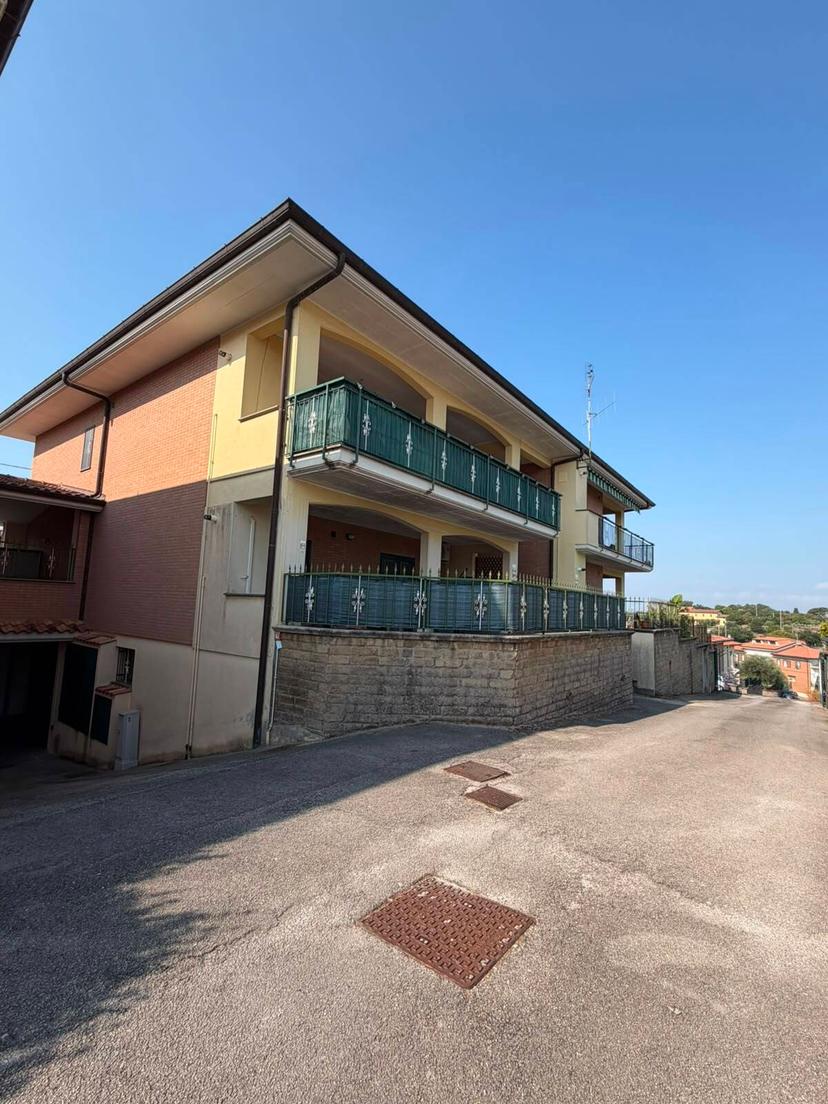 Trilocale in Via Don Luigi Sturzo 19, Lanuvio