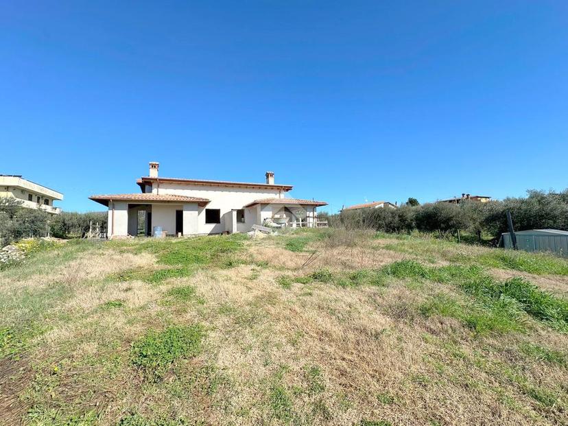 Villa in Via Cinelli 1, Velletri — foto 2 di 5