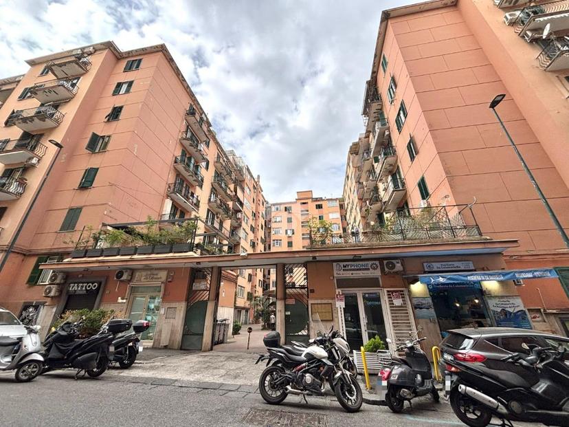 Trilocale in Via Santa Maria della Libera 13, Napoli